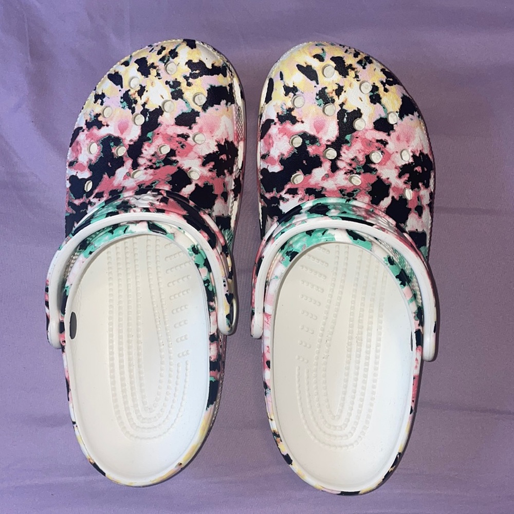 Crocs Like New